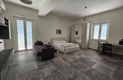 Locri House | Turishome