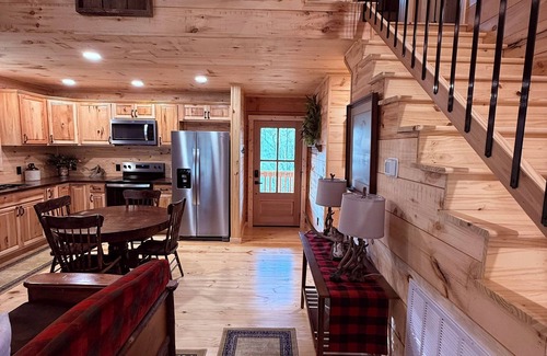 Tullahoma Cabin | Turkey Creek Cabin #1 at Tims Ford Lake Tullahoma.