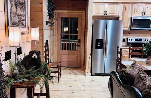 Tullahoma Cabin | Turkey Creek Cabin Rental #2 at Tims Ford Lake, boat dock, Tullahoma.