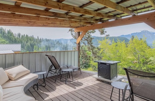 Leavenworth Cabin | Turkey Trot Lodge