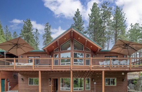 Leavenworth Cabin | Turkey Trot Lodge