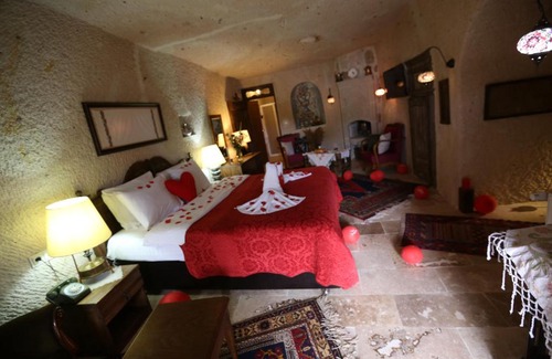 Ortahisar Hotel | Turkish Cave House