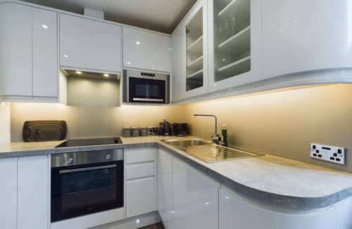 The Lanes Apartment | Turquoise Cove | Brighton Central | 2 Beds