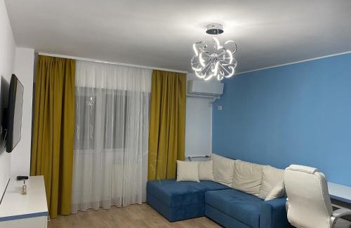 Bucharest Apartment | Turquoise Studio Nerva Traian