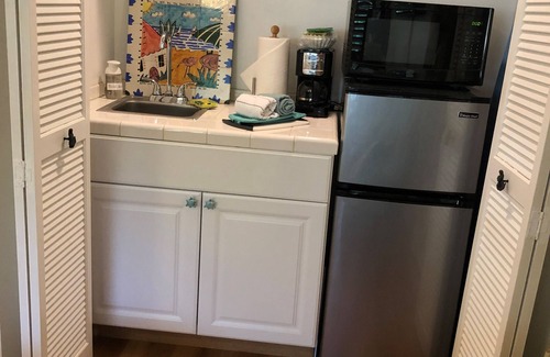 Kahuku Condo | Turtle Bay Condo, 10 minute walk to beautiful beaches & so much more!
