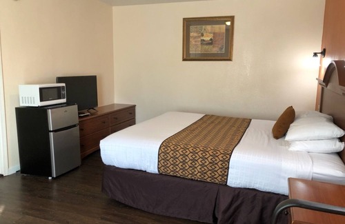 Benton Tract Hotel | Turtle Bay Lodge