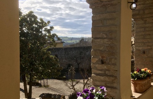 San Quirico d'Orcia Apartment | Tuscan Dream in the Ancient Loggia