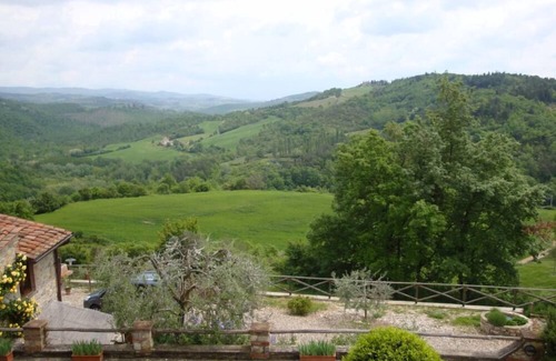 Sambuca Apartment | Tuscan farmhouse