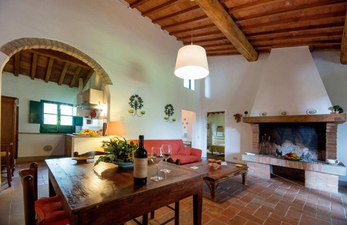 Ghizzano Villa | Tuscan hills VILLA PROSPEROCAMINO