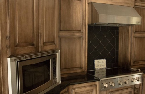 Ardmore House | TUSCAN ON 16 ACRES BY LAKE MURRAY, WITH POOL/HOT TUB & TOY PARKING, EV CHARGER