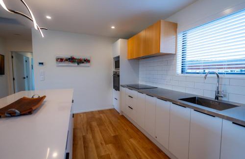 Twizel House | Tussock Horizons
