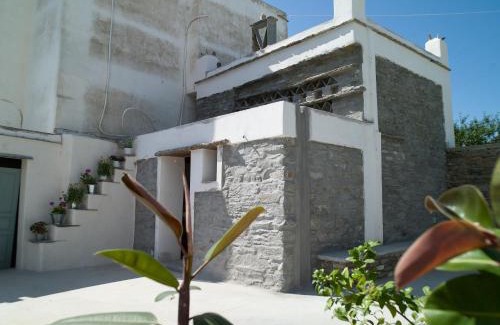 Mesi House | Tutti Blu Tinos Living Space
