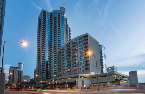 Downtown Atlanta Hotel | Twelve Downtown, Autograph Collection