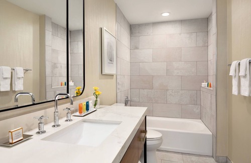 Atlantic Station Area Hotel | Twelve Midtown, Autograph Collection