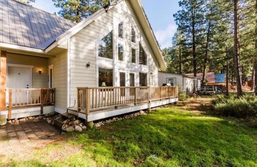 Leavenworth House | Twenty Pines