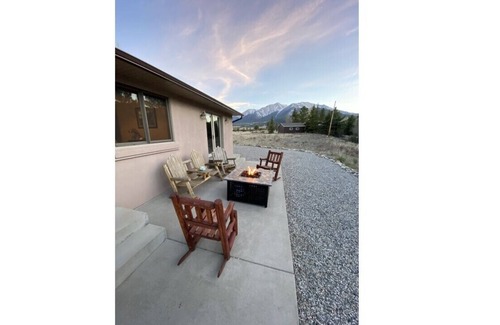 Buena Vista House | Twin Creek Cabin, Cottonwood Creek in Backyard Twice -VIEWS - MUST SEE 2.5 acres