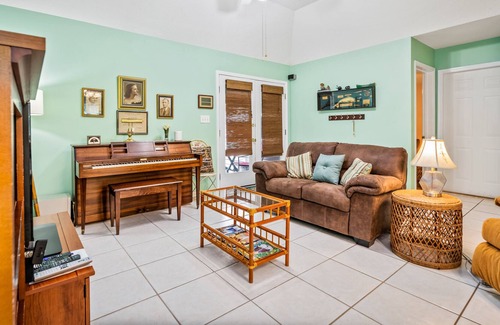 Fairhope House | Twin Echo by Roberts Brothers Vacation Rentals