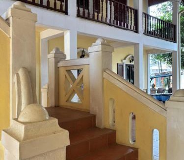 Luang Prabang Bed & Breakfast | Twin House