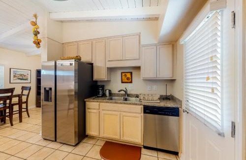 Laguna Beach Estates House | Twin Lake Lookout