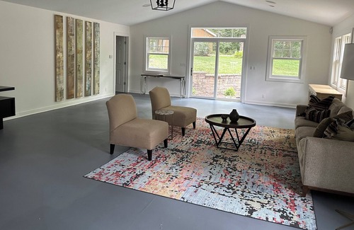 Twin Lakes House | Twin Lakes Renovated Guest House! Minutes from downtown Twin Lakes & Wilmot