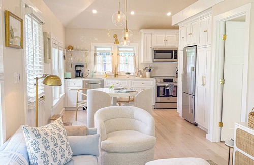 Rockport Cottage | Twin Lights Coastal Cottage