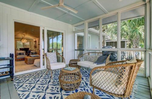 Twin Oaks House | Twin Oaks 22 by Wild Dunes, with Amenities