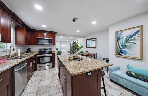 South Sarasota House | Twin Palms | Two Houses + Private Pool!