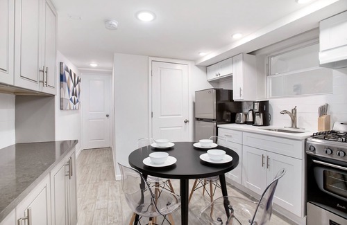 Harsimus Cove Condo | TwinCity 2BR/1BA Apartment-Mins away to NYC! (1)