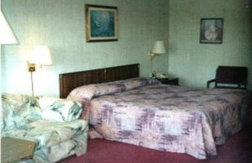 Branson Theater District Hotel | Twinkle Inn