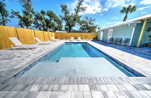 Panama City House | TWISTED TURTLE! 3bed/2bath home with POOL & GAME ROOM in Historic St. Andrews!