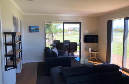 Twizel Apartment | Twizel - Apartment on Woodley