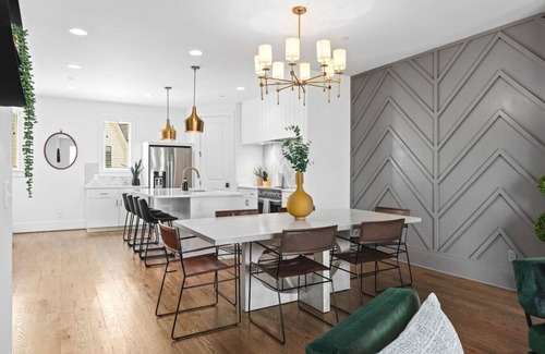 Historic Waverly House | TWO Adjacent Homes by 12 South, Belmont -Sleeps 24