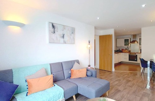 Docklands Apartment | Two Bed Serviced Apartment by London Docklands