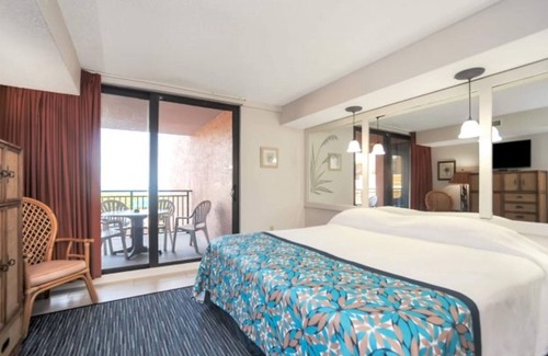 Indian Harbour Beach Resort | Two Bedroom, Ocean Front, Luxury Condo, Indian Harbor Beach, FL 3814326