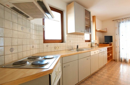 Ausservillgraten Apartment | Two-Bedroom Apartment with Garden - Edelberg Apartments