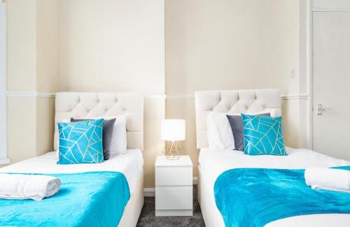 West Bromwich Apartment | Two Bedroom Apartment - West Brom - High Speed Internet - Parking WBA