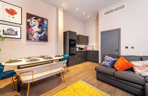RopeWalks Apartment | Two Bedroom Apartment 306 (Sleeps 6)