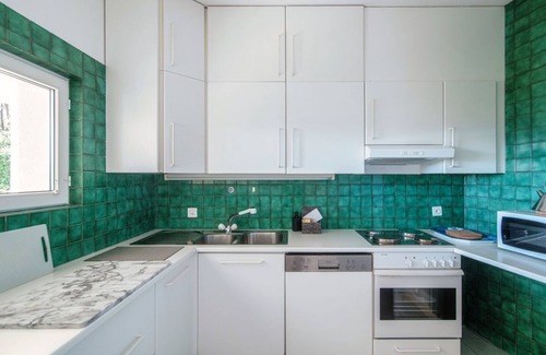 Vernate Apartment | Two-bedroom apartment with terrace and beautiful lake view (EVIA APARTMENT)