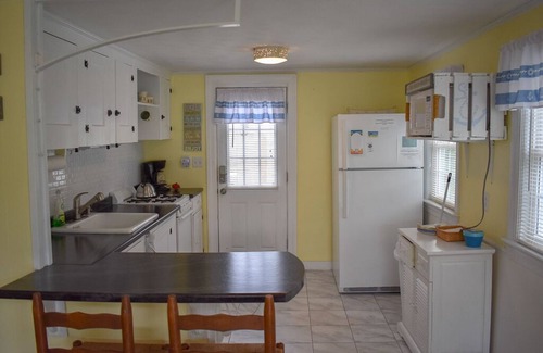 Dennis Port House | Two bedroom cottage only 2/10's mile to beach