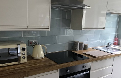 Liskeard Town Centre House | Two bedroom detached house down quiet lane in central Liskeard Cornwall