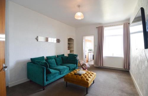 West Wemyss Apartment | Two Bedroom Flat with Sea Views!