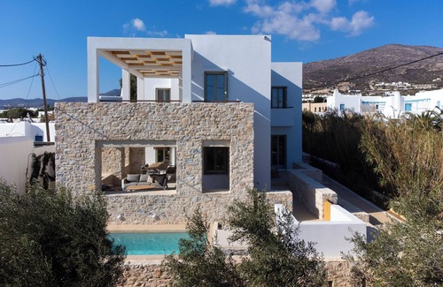 Drios Apartment | Two-Bedroom Garden Residence with Independent Pool By Triotissa Local Living B1