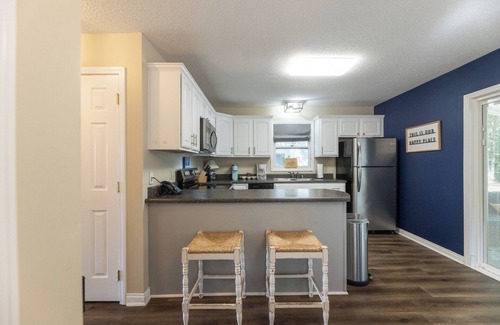 Grand Rivers Condo | Two Bedroom Harbor View Condo
