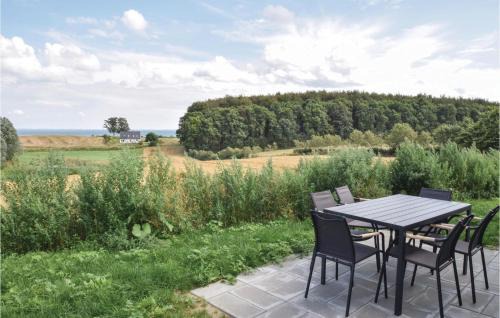 Tranekaer House | Two-Bedroom Holiday Home In Tranekar