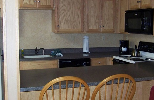 Lake Lure Condo | Two Bedroom Luxury Condo, Lake Lure, NC (2054640)