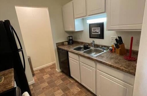 Janesville Apartment | Two Bedroom Serviced Residence In Quiet Neighborhood