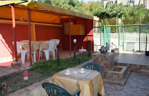 Ruse Center House | Two Bedroom Townhouse Mika