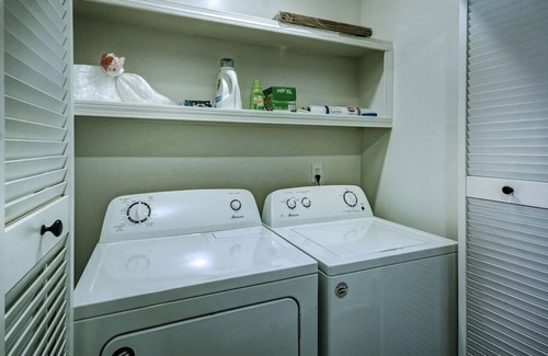 Ridgeland House | Two Bedroom Townhouse in Ridgeland