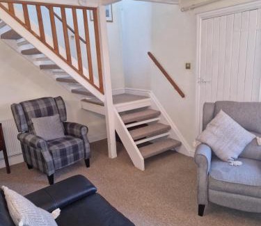 Grantham House | Two Bedroomed House near Newark & Grantham