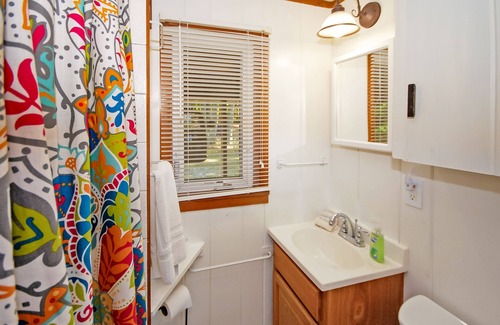 Maple City Cottage | Two classic lakefront cottages with a dock - washer/dryer, firepit, water views